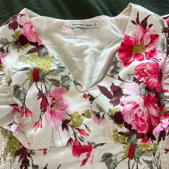 Abercrombie 2 piece Shirt Maxi Skirt with Slit NWOT - Picture 3 of 3